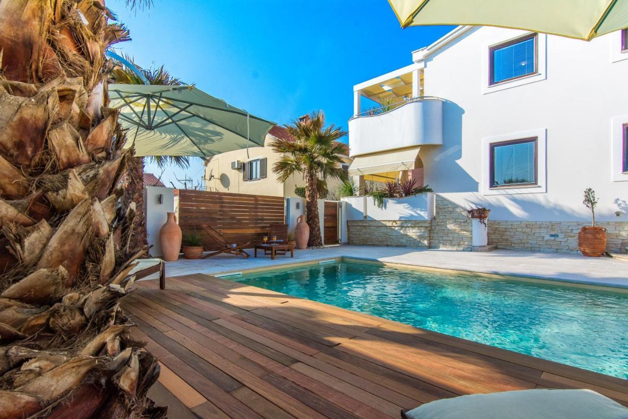 Apartments "Villa Antisin" With Heated Pool Zadar Buitenkant foto