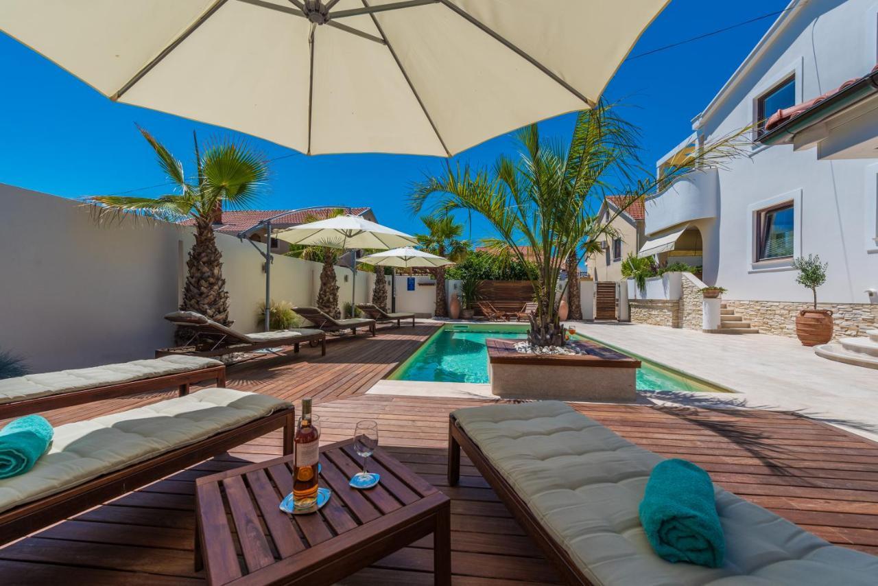 Apartments "Villa Antisin" With Heated Pool Zadar Buitenkant foto