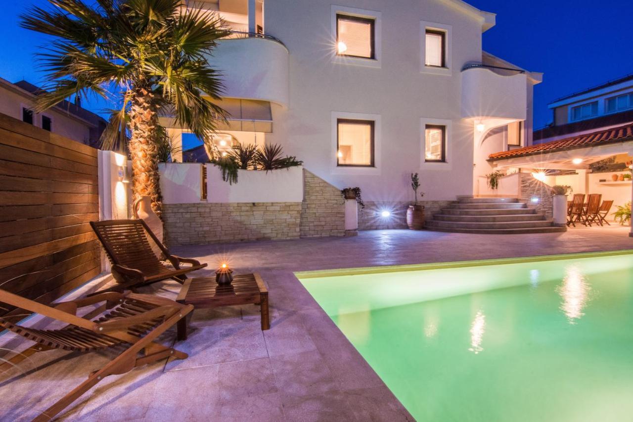 Apartments "Villa Antisin" With Heated Pool Zadar Buitenkant foto