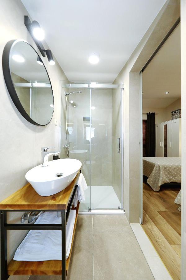 Apartments "Villa Antisin" With Heated Pool Zadar Buitenkant foto