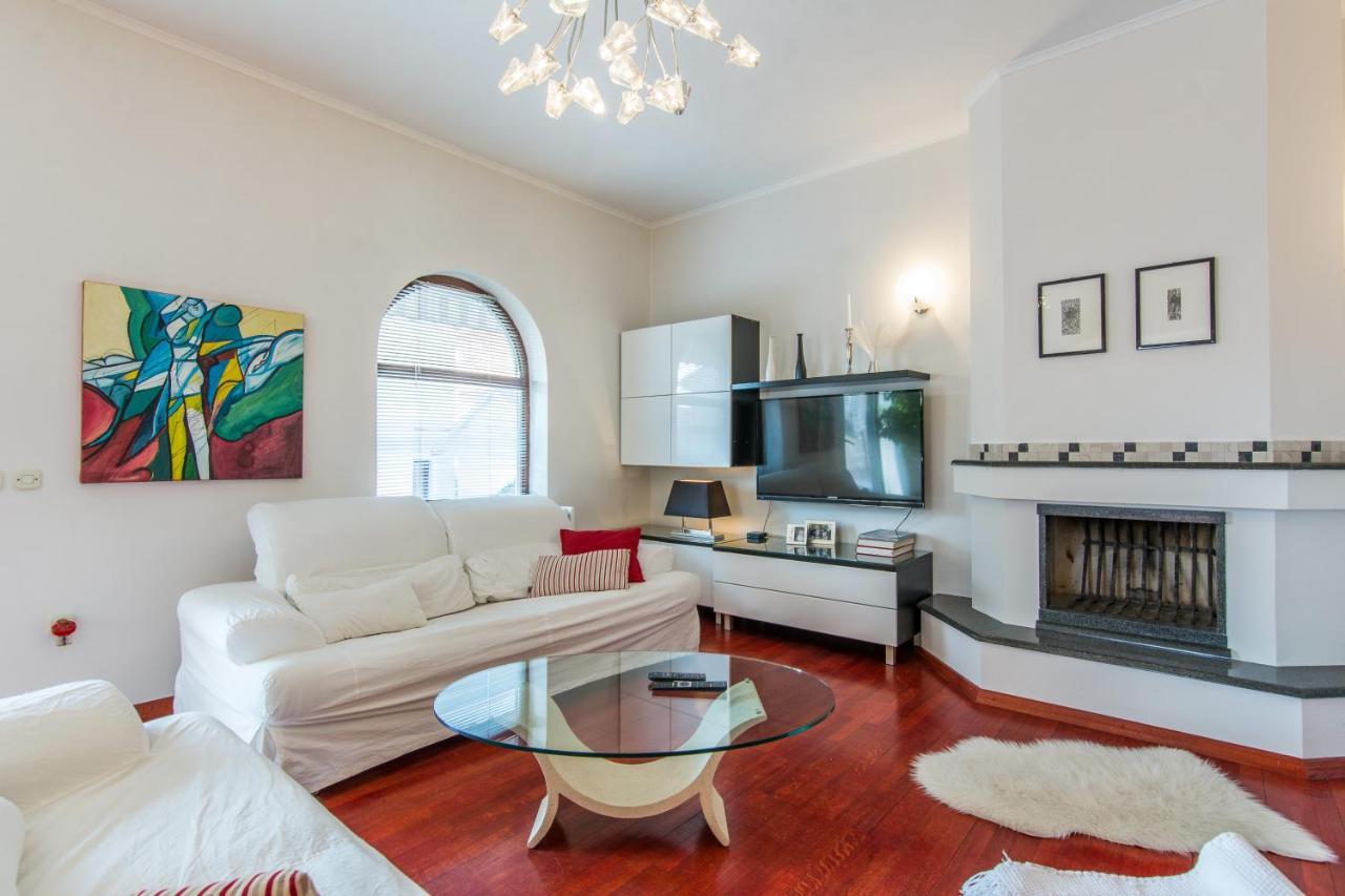 Apartments "Villa Antisin" With Heated Pool Zadar Buitenkant foto